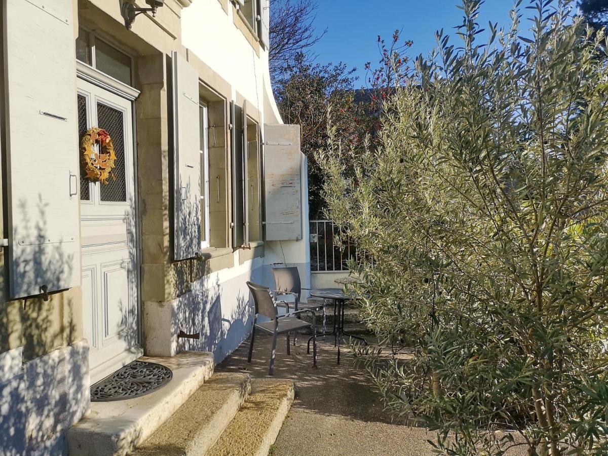 Apartmán Le Cinquante Quatre Perroy Exteriér fotografie